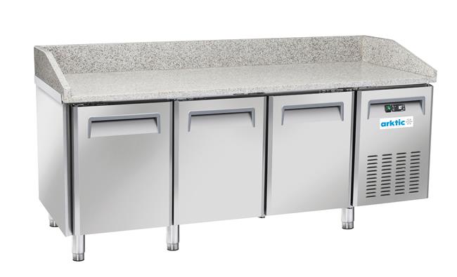 Stół chłodniczy do pizzy 3-drzwiowy, Arktic, 600x400, 186L, 220-240V/450W Wariant podstawowy